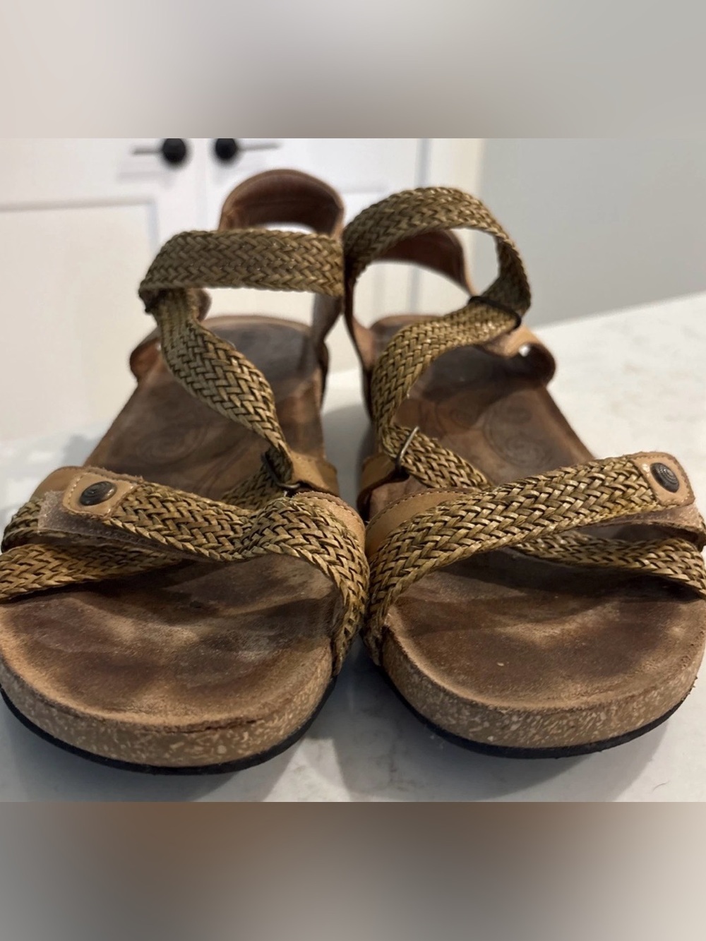 Taos Sandals Women’s Size 11 Trulie Slingback Strappy Leather Hook & Loop Open!
